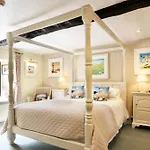 Hotel The Wensleydale Heifer Leyburn