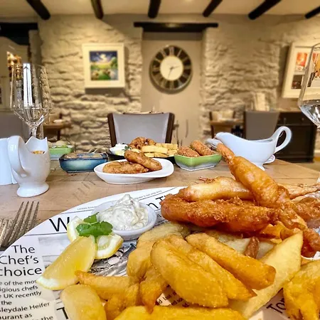 The Wensleydale Heifer 5*