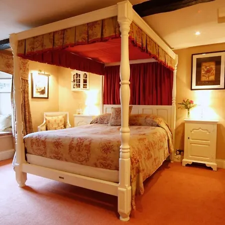 The Wensleydale Heifer Hotel