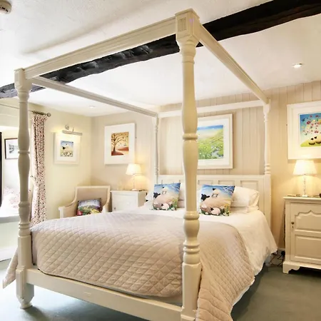 Hotel The Wensleydale Heifer Leyburn